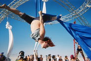 826852-R1-042-19A.jpg