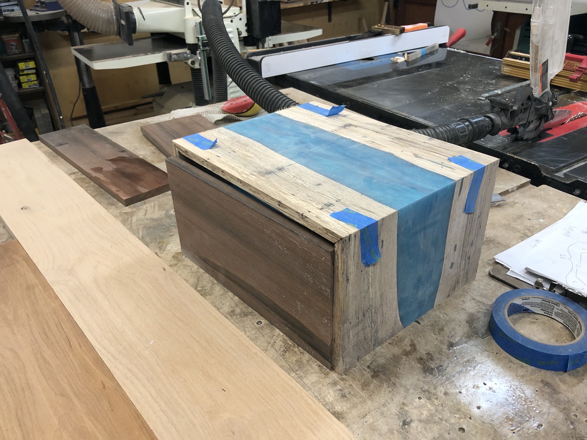 River box with redwood sides